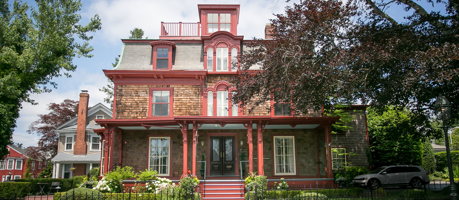 Jeff Brooks Hogan Associates Real Estate Rhode Island Residential & Commercial Real Estate